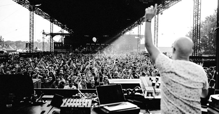 party Stephan Bodzin live party Stephan Bodzin live